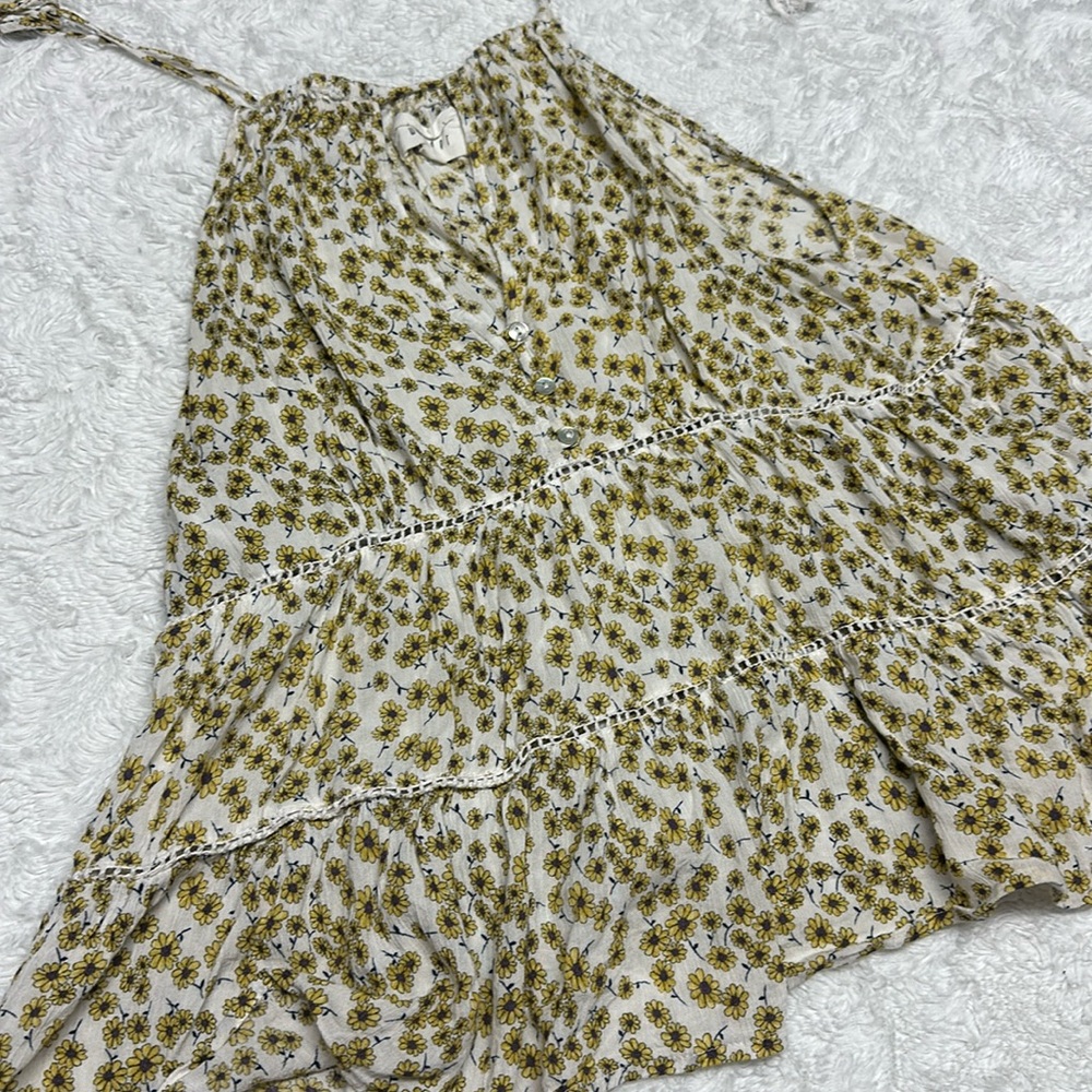 Women’s Buttercup Daisy Floral Print Flowy Top